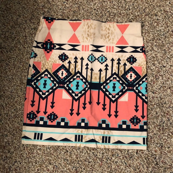 Bershka Dresses & Skirts - Bershka Aztec Print Skirt